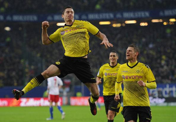 I giocatori del Borussia Dortmud festeggiano dopo un gol (Getty Images)