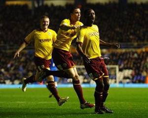 I giocatori del Burnley esultano dopo un gol (Getty Images)