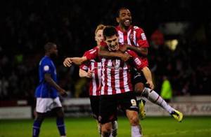 I giocatori dello Sheffield esultano dopo un gol (Getty Images)