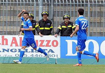 Francesco Tavano dell'Empoli esulta dopo un gol (Getty Images)