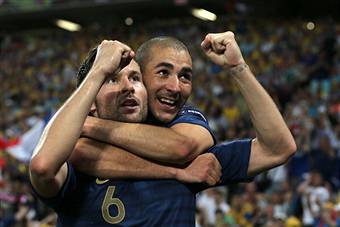 I giocatori della Francia esultano dopo un gol (Getty Images)