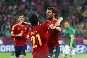 I giocatori della Spagna esultano dopo un gol (Getty Images)