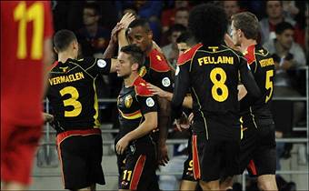 I giocatori del Belgio esultano dopo un gol (Getty Images)