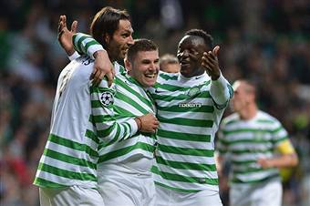 I giocatori del Celtic esultano dopo un gol (Getty Images)