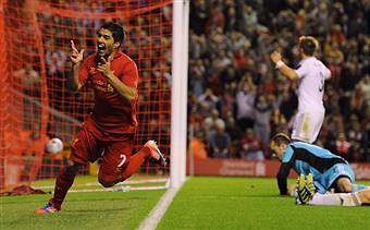 Luis Suarez esulta dopo un gol (Getty Images)
