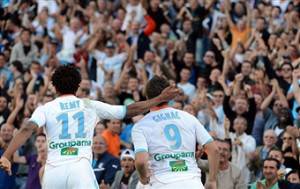 I giocatori del Marsiglia esultano dopo un gol (Getty Images)