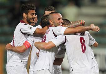 I giocatori del Livorno esultano dopo un gol (Getty Images)
