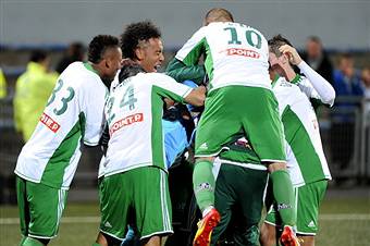 I giocatori del Saint Etienne esultano dopo un gol (Getty Images)
