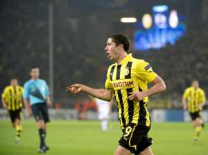 Lewandowski esulta dopo un gol col Dortmund (Getty Images)