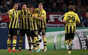 I giocatori del Borussia esultano dopo un gol (Getty Images)