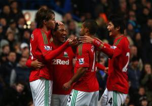 I giocatori dello Swansea esultano dopo un gol (Getty Images)