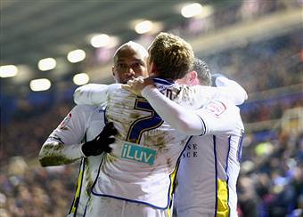 I giocatori del Leeds esultano dopo un gol (Getty Images)