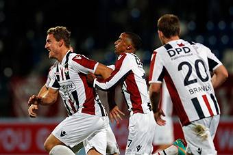 I giocatori del Willem II esultano dopo un gol (getty Images)