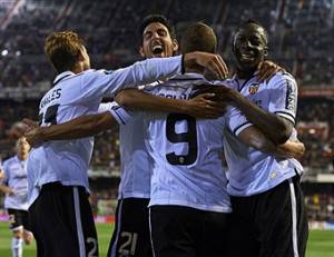 I giocatori del Valencia esultano dopo un gol (Getty Images)