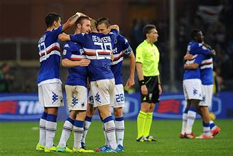 I giocatori della Sampdoria esultano dopo un gol (getty Images)