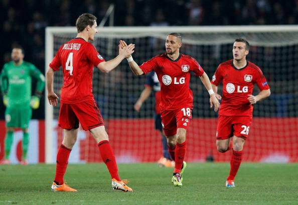 I giocatori del Bayer Leverkusen esultano dopo un gol (Getty Images)