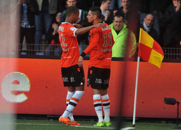 I giocatori del Lorient esultano dopo un gol (Getty Images)