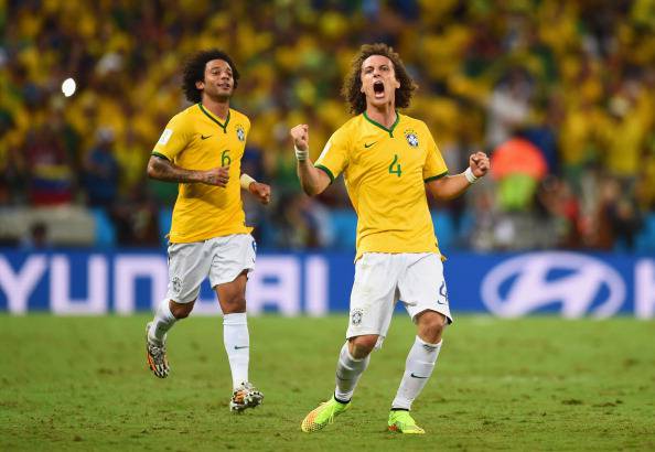 David Luiz esulta dopo un gol (Getty Images)  