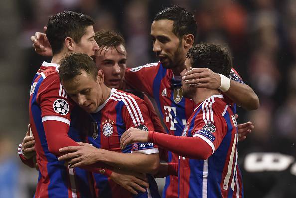 I giocatori del Bayern Monaco esultano dopo un gol (Getty Images)  