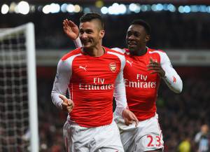 I giocatori dell'Arsenal esultano dopo un gol (Getty Images)  